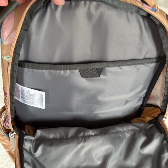 NWT The North Face full laptop backpack in floral and butterfly print - Picture 5 of 6